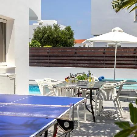 Nissini Holiday home *