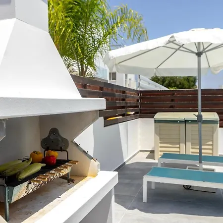 Nissini Holiday home