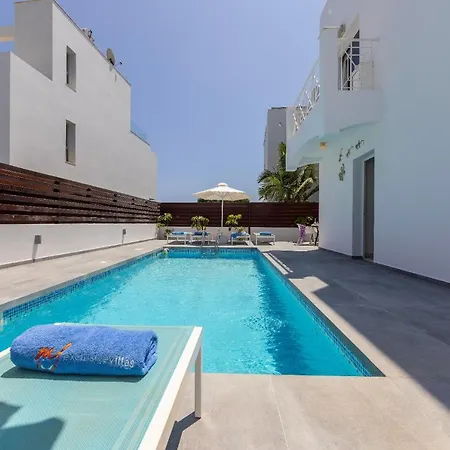 Nissini Holiday home