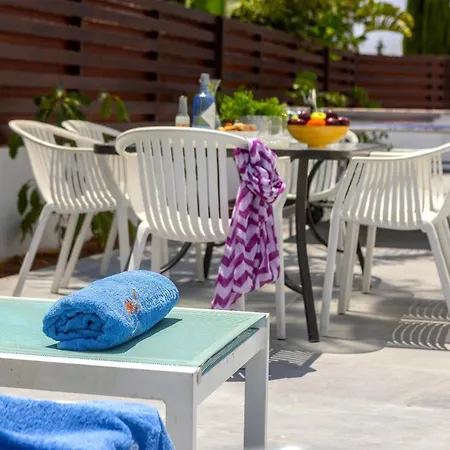 Nissini Holiday home