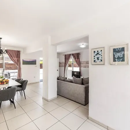 بيت للعطل Nissini *