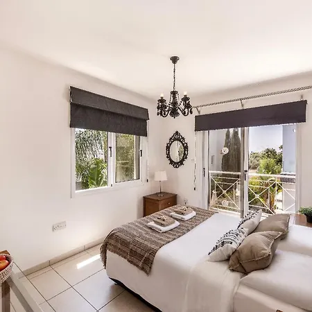 Feriehus Nissini Ayia Napa